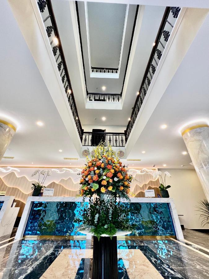 Sandals Camellia Hotel Da Lat Exterior photo