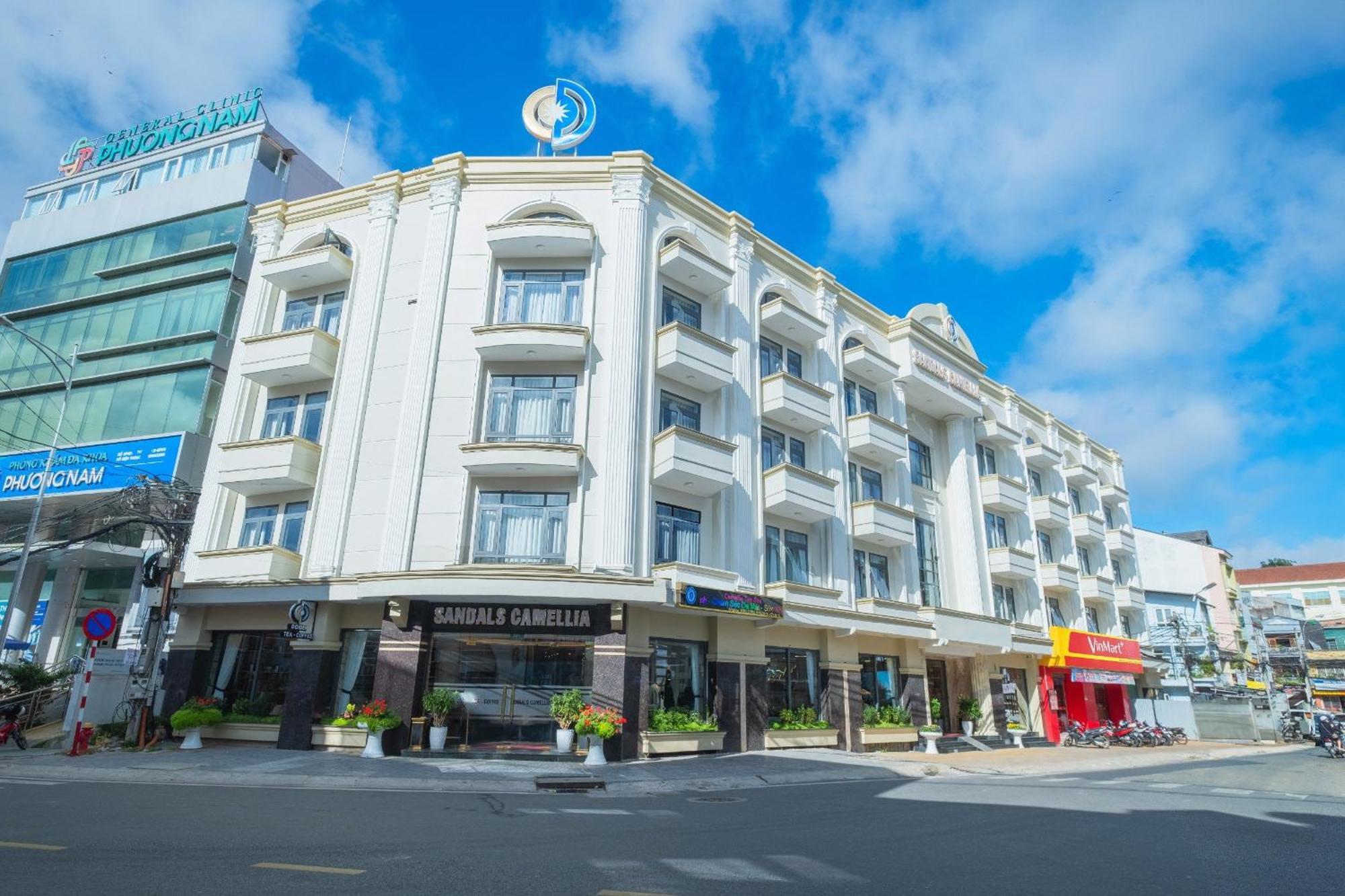 Sandals Camellia Hotel Da Lat Exterior photo